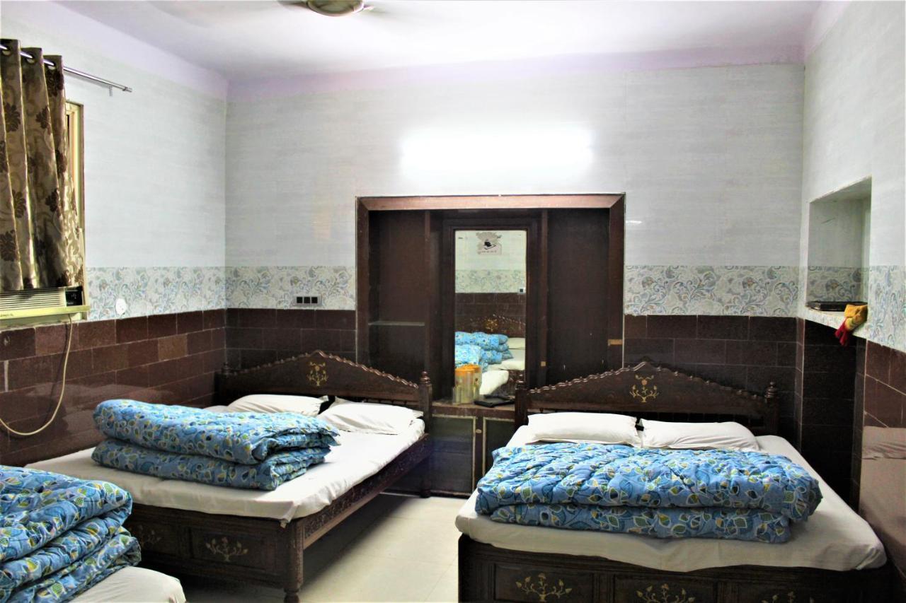 Central Guest House , Walk In Dargah & Markaz Nové Dillí Exteriér fotografie