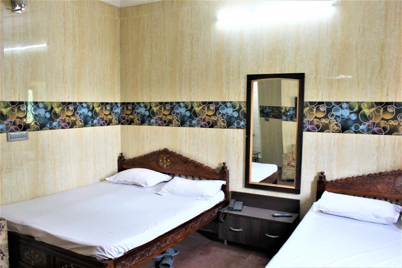 Central Guest House , Walk In Dargah & Markaz Nové Dillí Exteriér fotografie