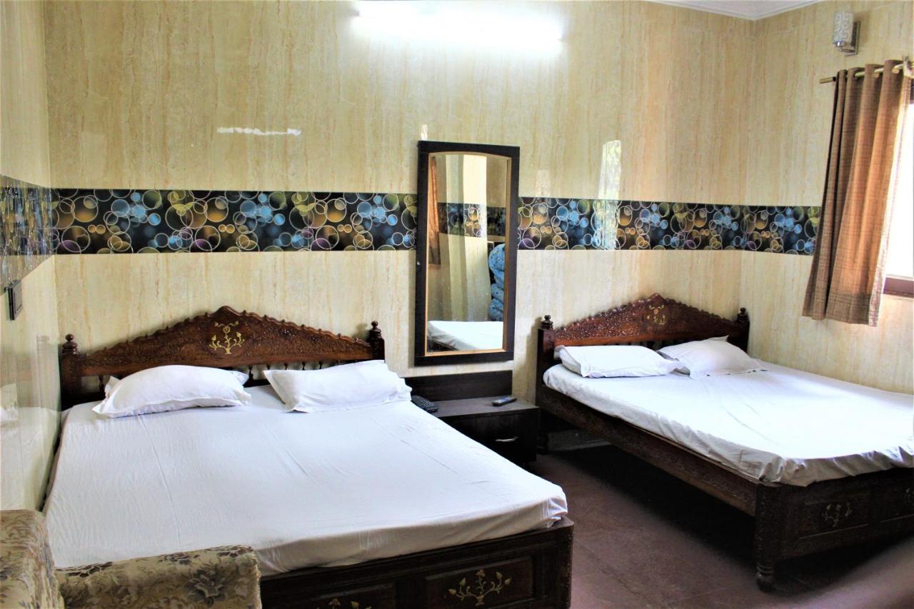 Central Guest House , Walk In Dargah & Markaz Nové Dillí Exteriér fotografie